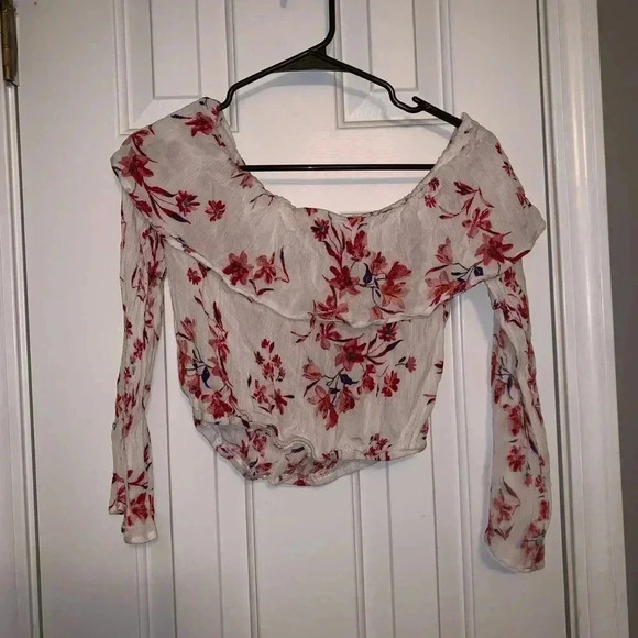 Off The Shoulder Crop Top - Picture 1 of 4